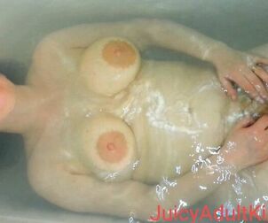 I become sexually pleased in the bath